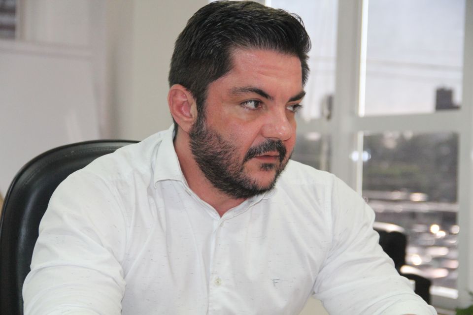 Flávio Mantovani advoga causa do tratamento do "Francês"