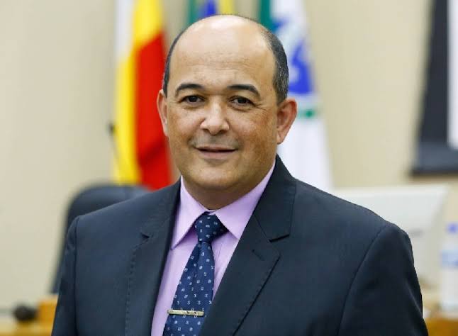Sem "pirotecnia" Fogueteiro é sempre destaque